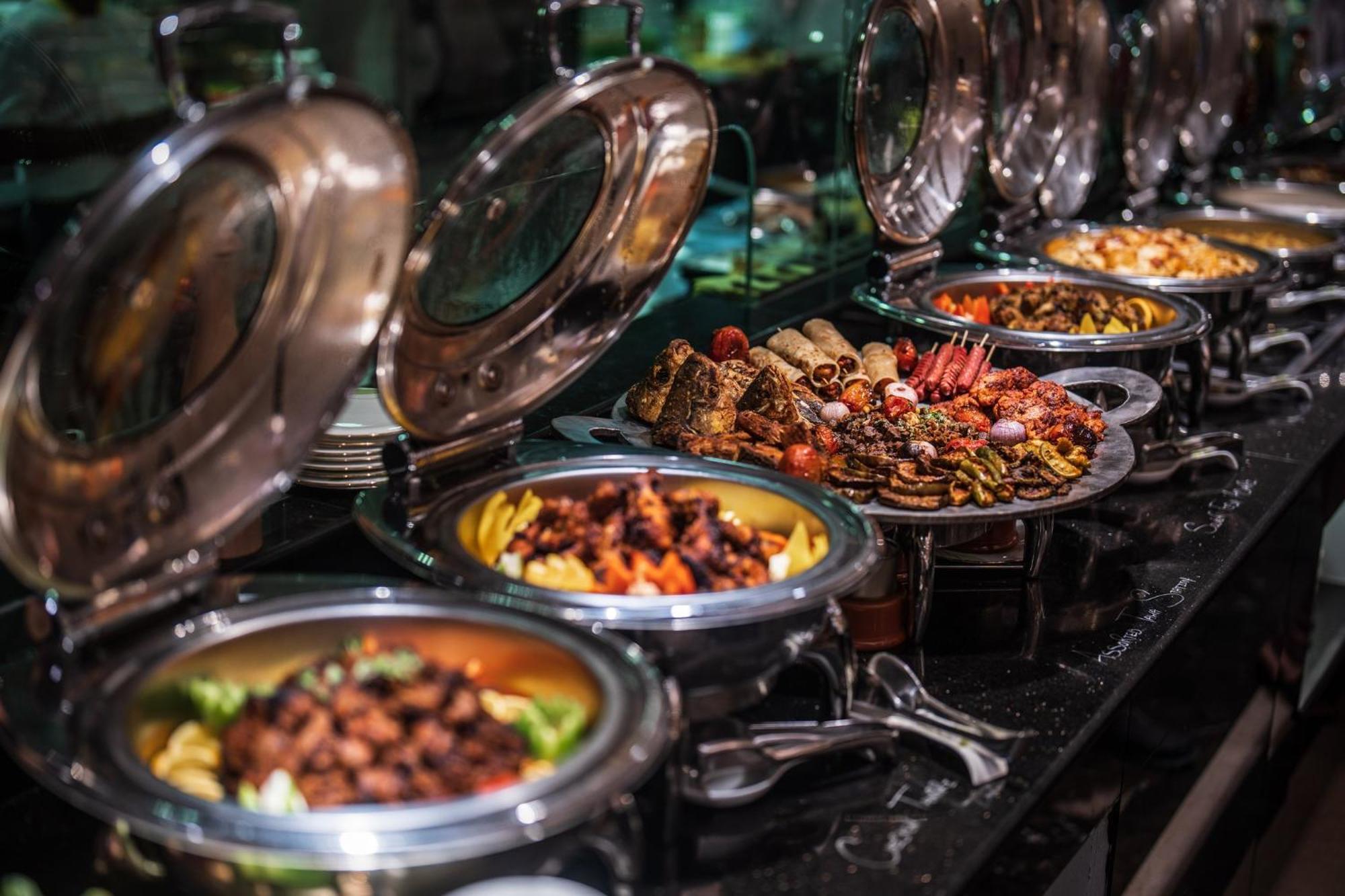 Holiday Inn Dhaka City Centre By Ihg Esterno foto