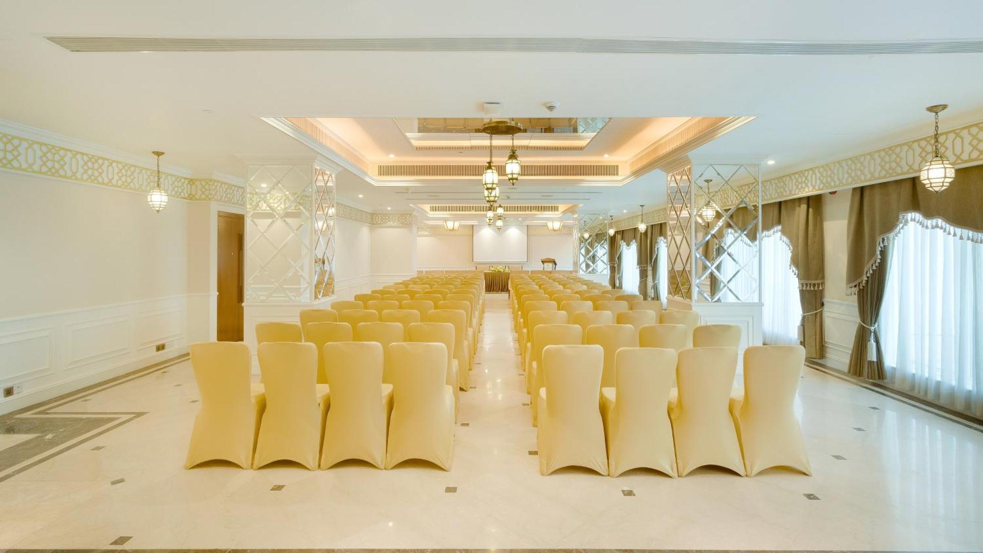 Holiday Inn Dhaka City Centre By Ihg Esterno foto